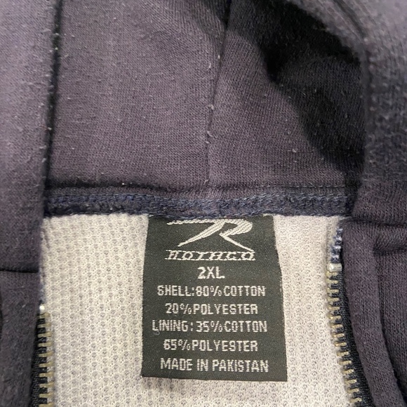 Insulated Sweatshirt - Picture 4 of 5